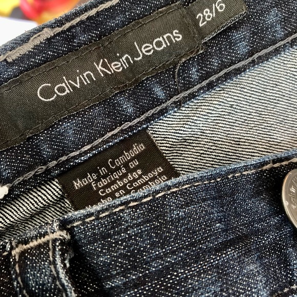 Calvin Klein Blue indigo boot cut jeans - excellent condition - Picture 9 of 10